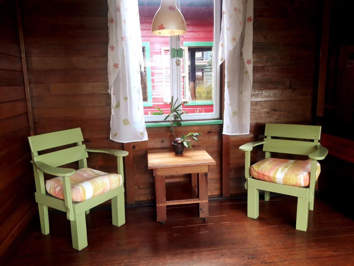 Hostal Hansi Bocas Town Bagian luar foto