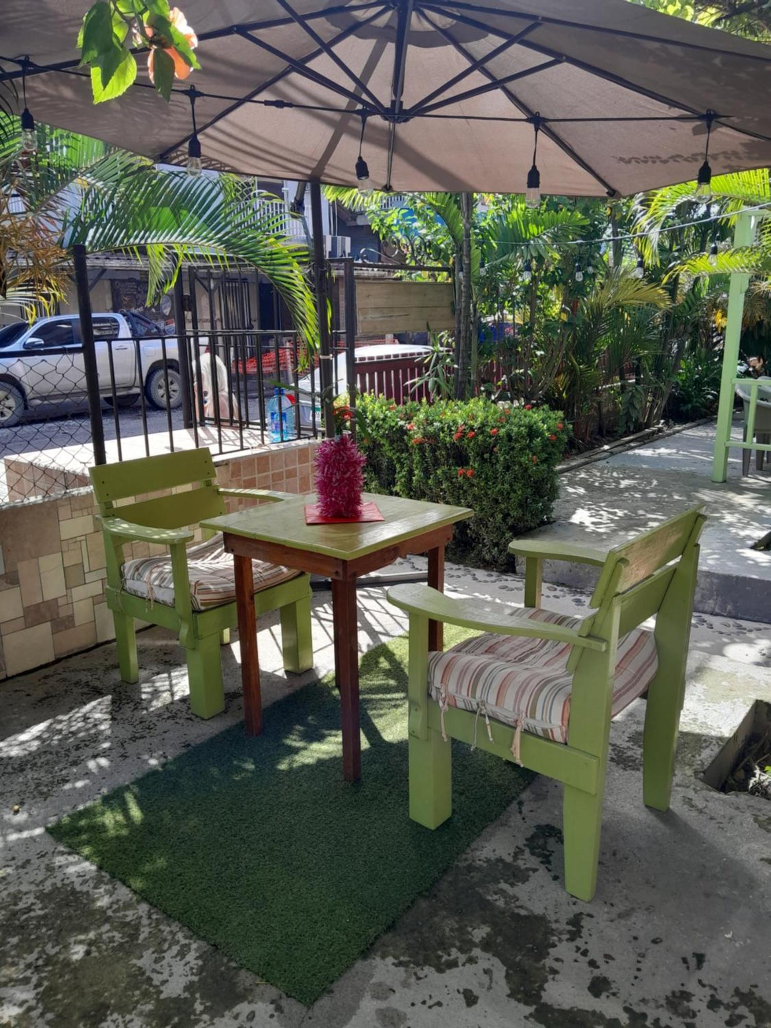 Hostal Hansi Bocas Town Bagian luar foto