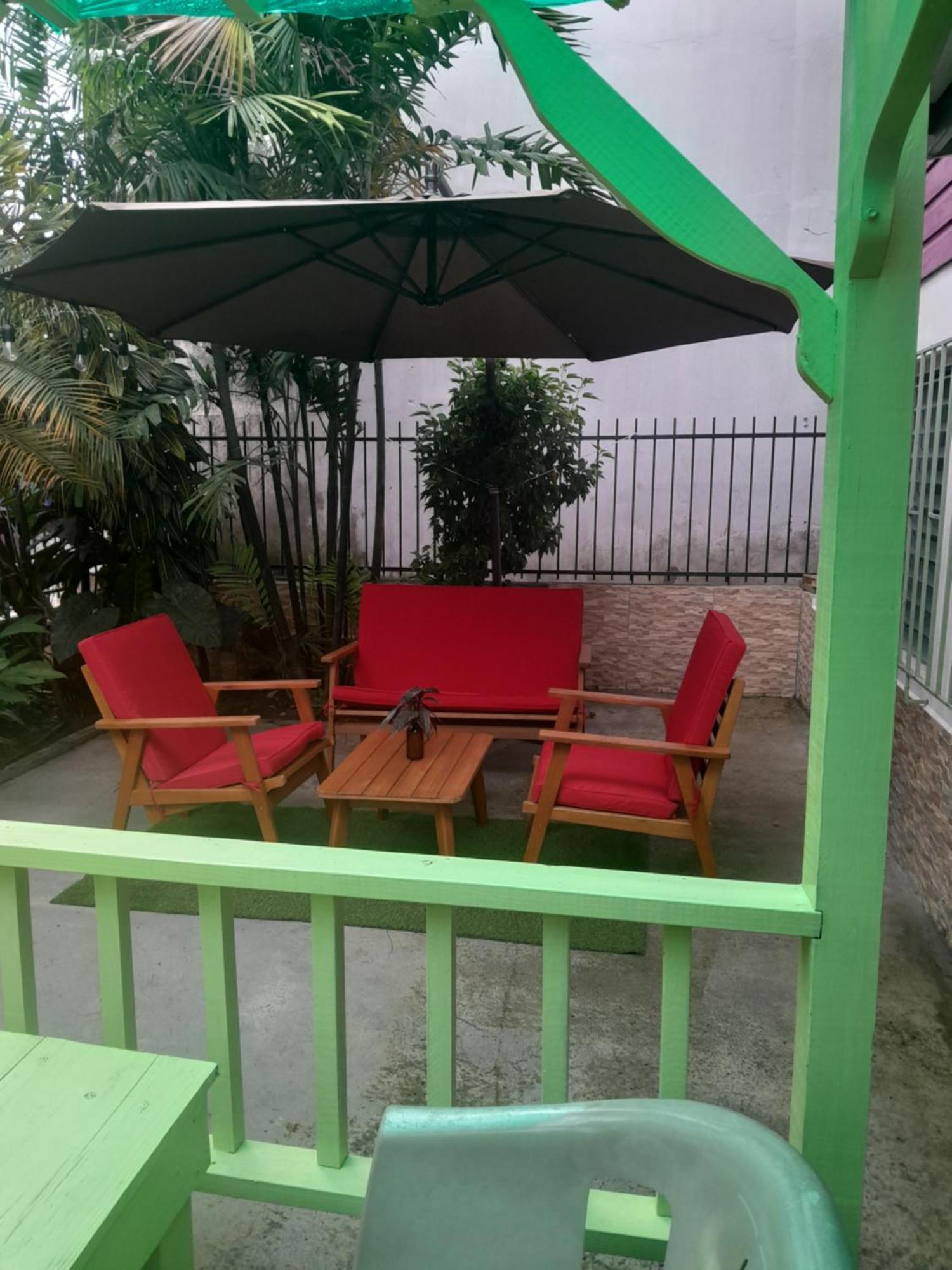Hostal Hansi Bocas Town Bagian luar foto